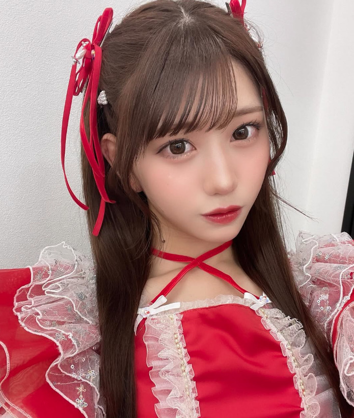 白石まゆみ　アイドル　経歴