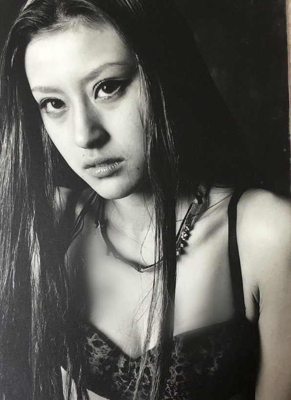 30歳のアンジェラ佐藤さん