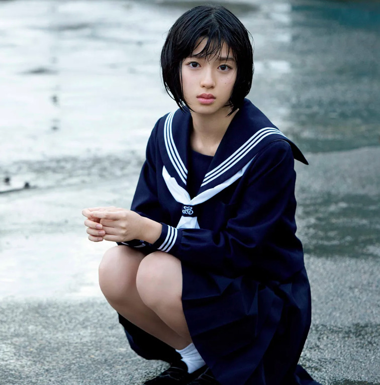 白石聖の若い頃はどうだった？